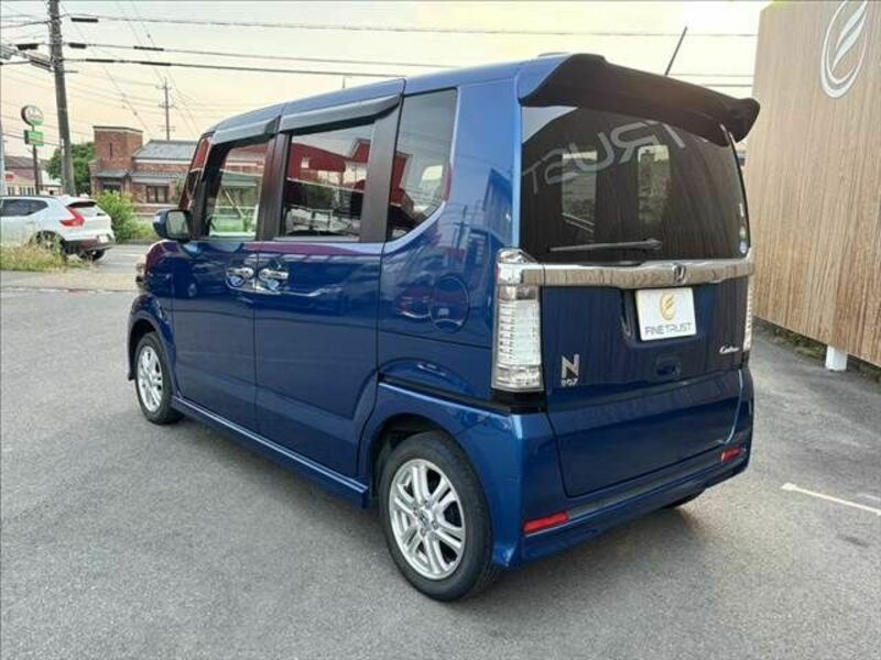 N BOX CUSTOM