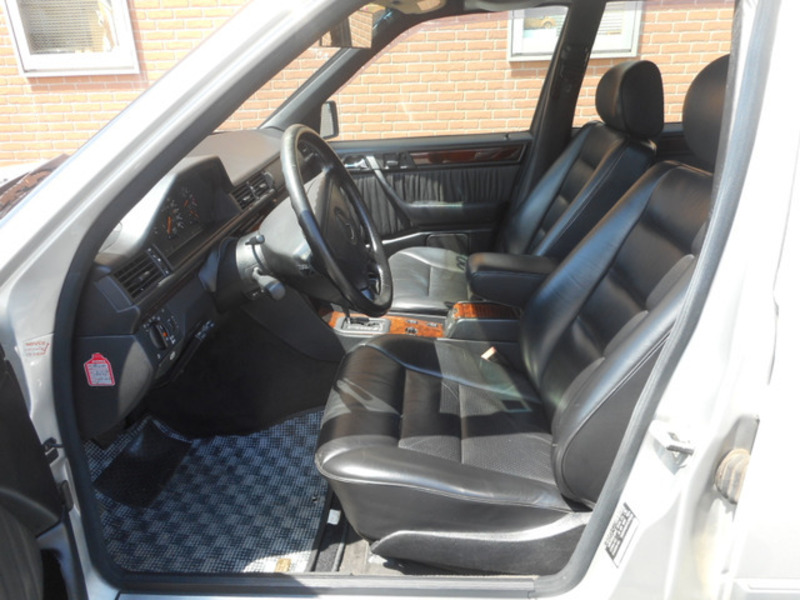 E-CLASS