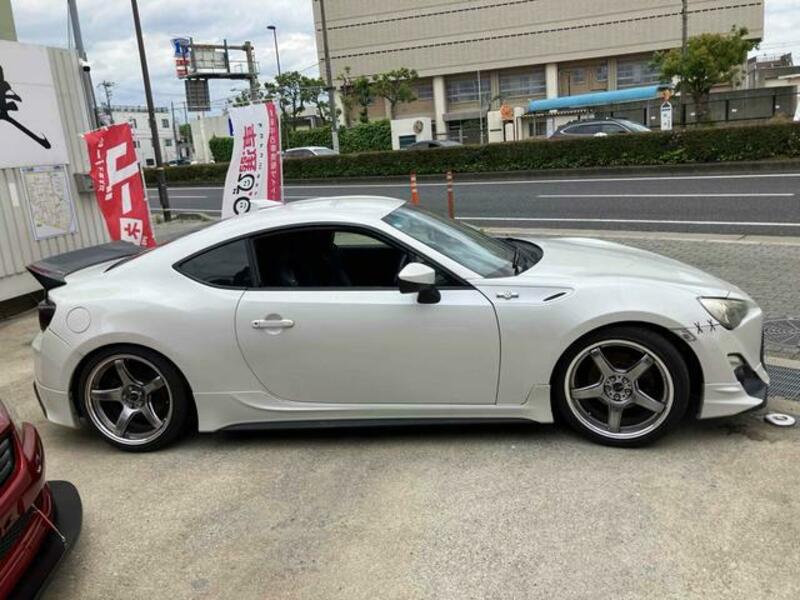 86