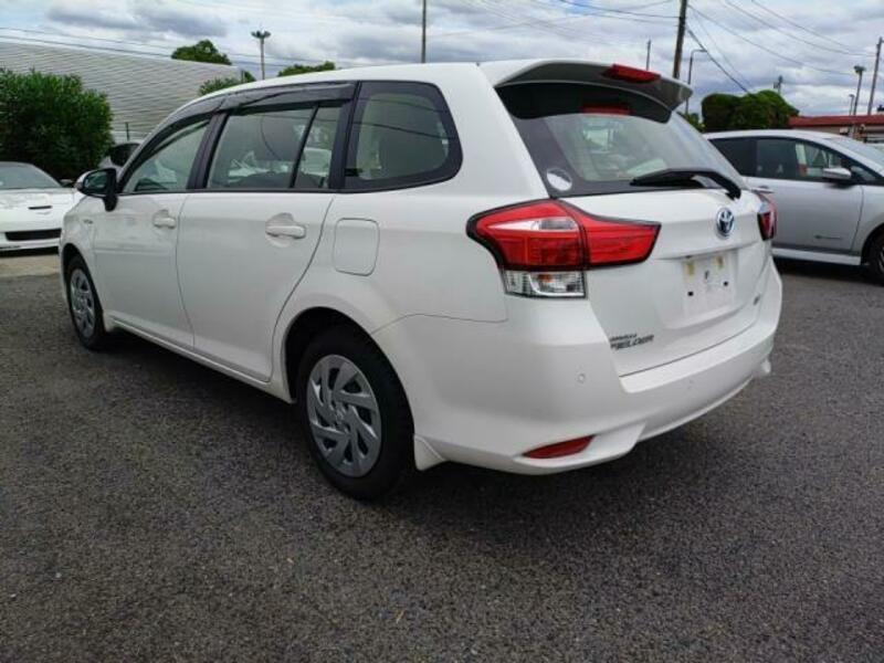 COROLLA FIELDER