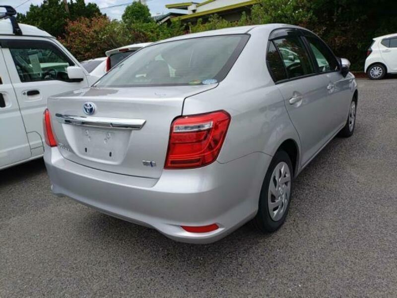 COROLLA AXIO