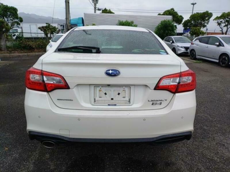 LEGACY B4