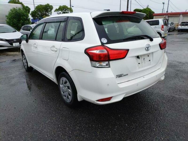 COROLLA FIELDER