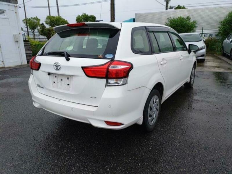 COROLLA FIELDER