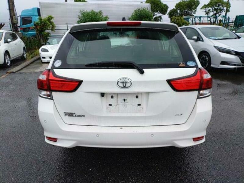 COROLLA FIELDER