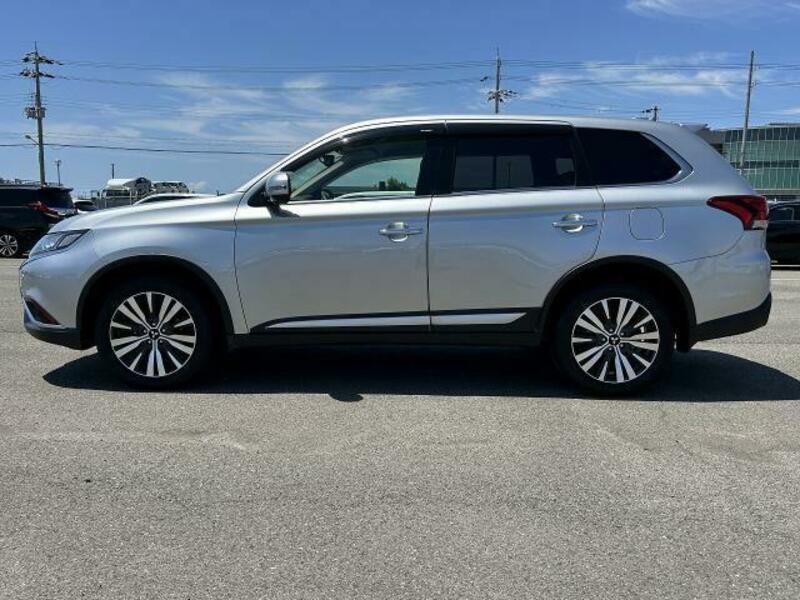 OUTLANDER