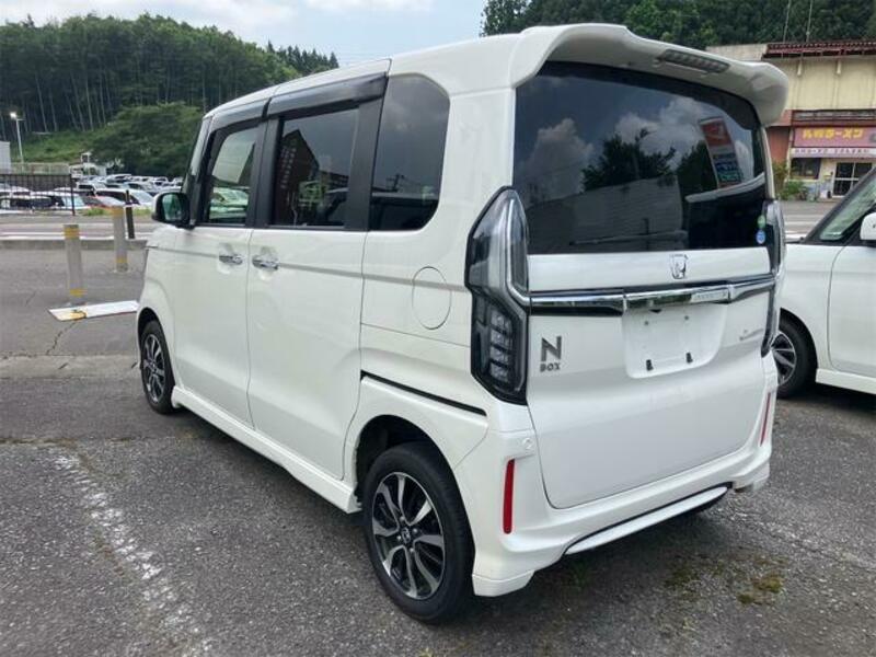 N BOX CUSTOM