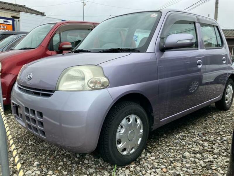 DAIHATSU ESSE