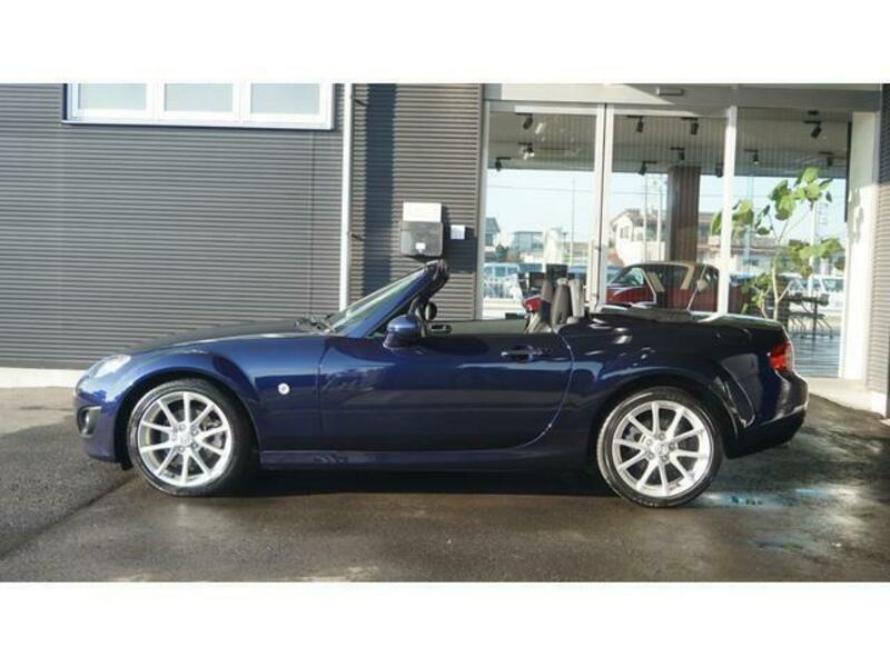 ROADSTER