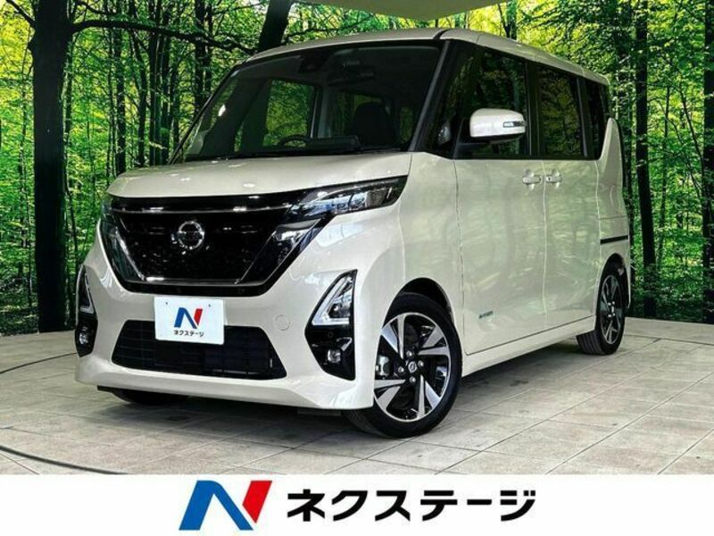 NISSAN ROOX