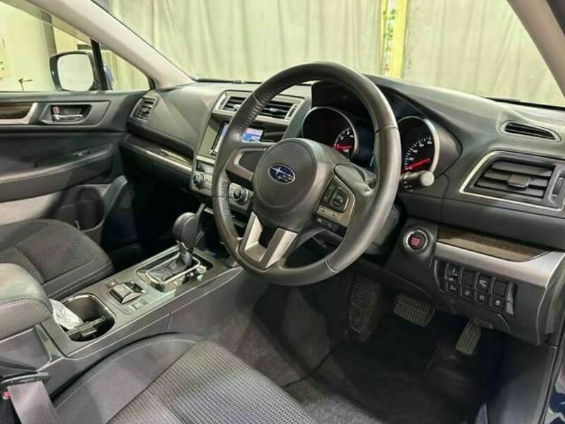 LEGACY OUTBACK