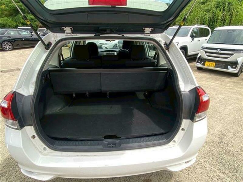 COROLLA FIELDER