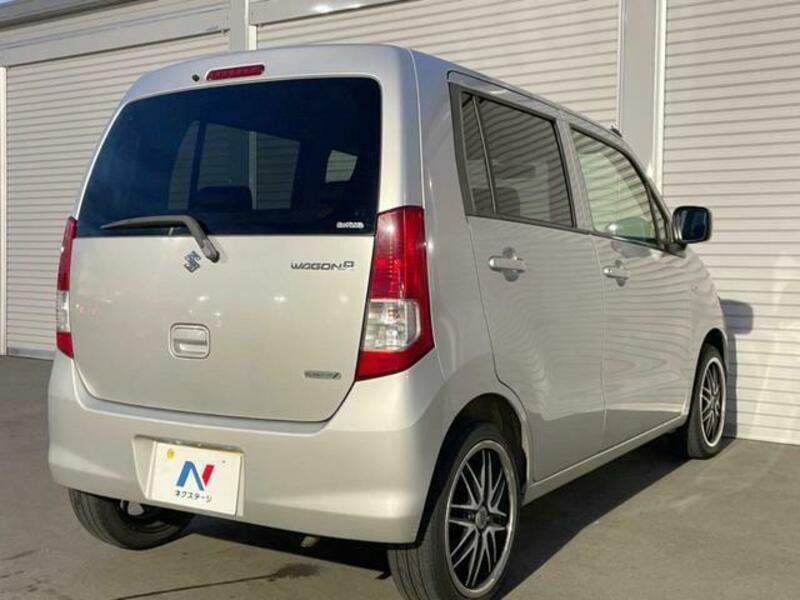 WAGON R