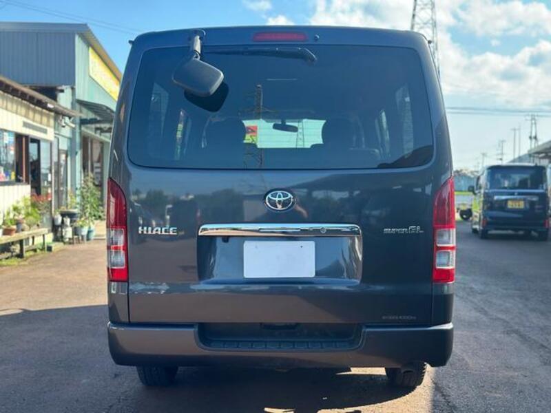 HIACE VAN