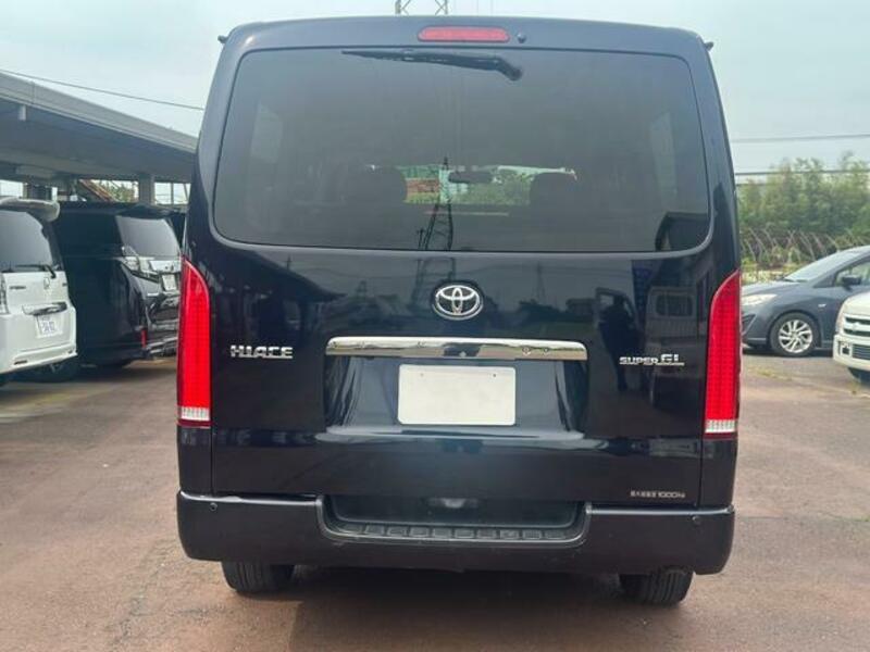 HIACE VAN