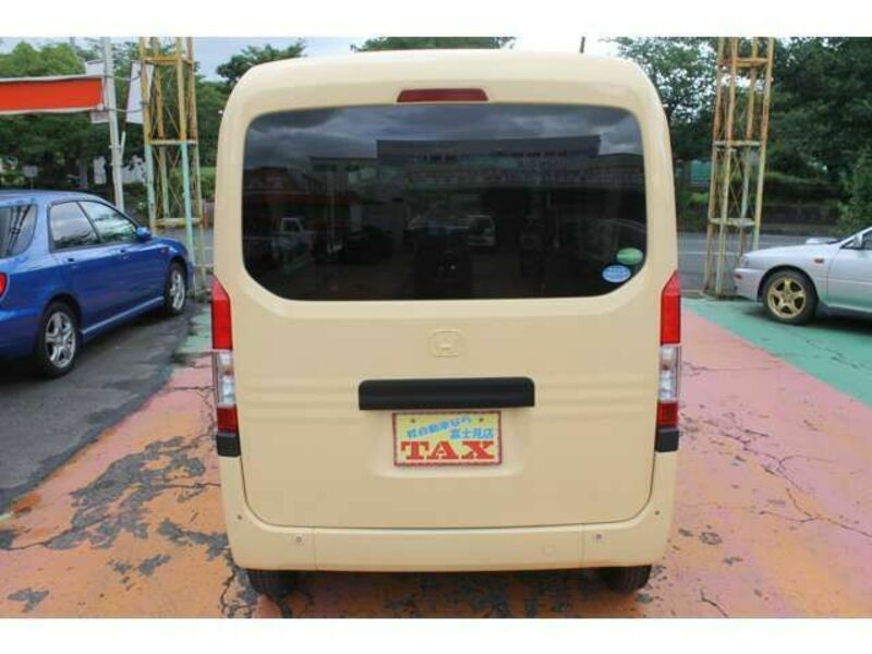 N-VAN