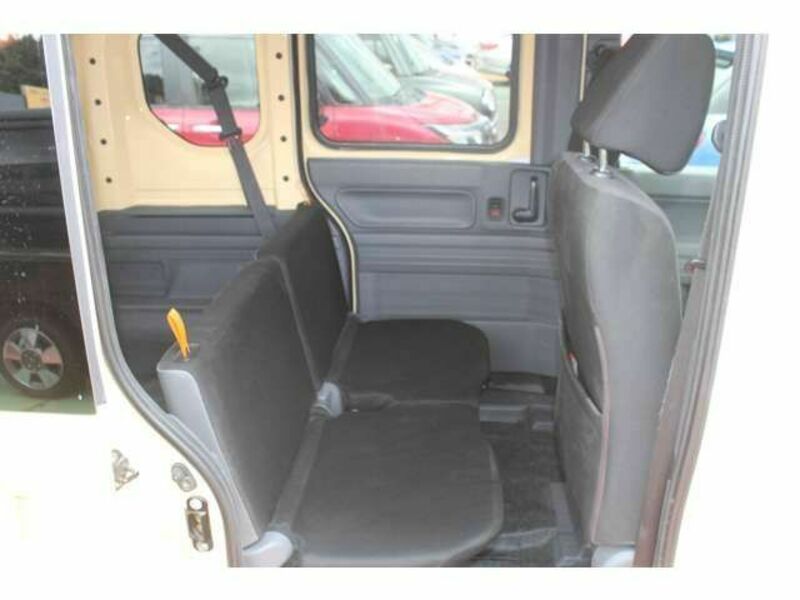 N-VAN