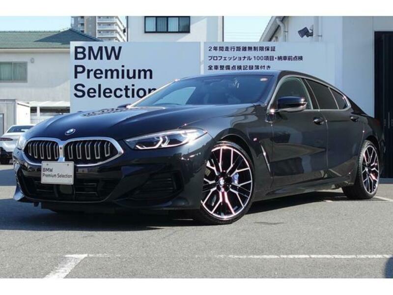 BMW 8 SERIES