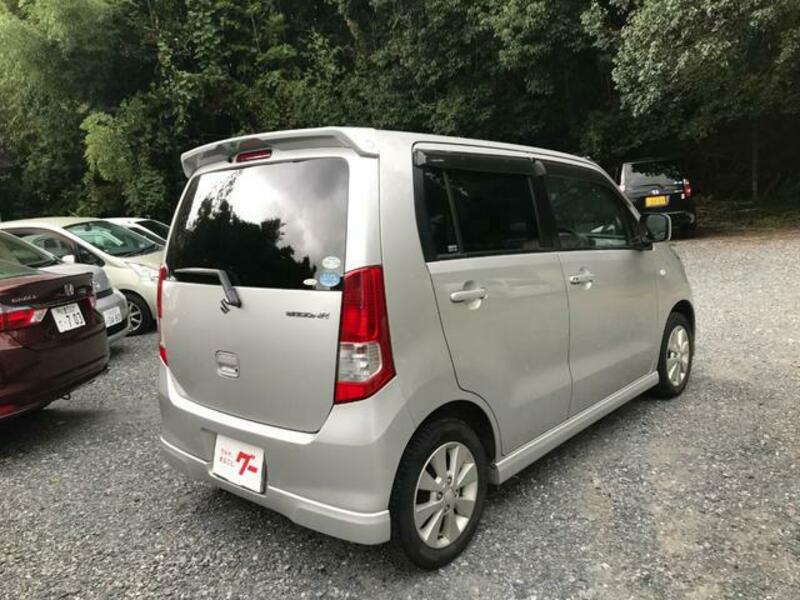 WAGON R