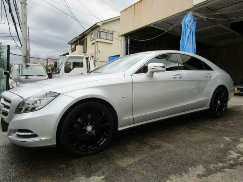 CLS-CLASS