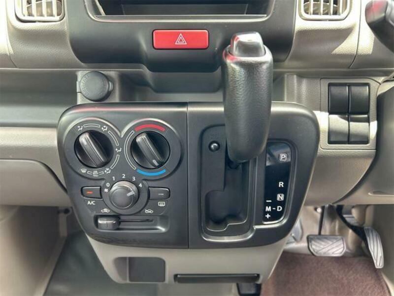 MINICAB VAN