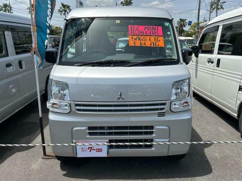 MINICAB VAN
