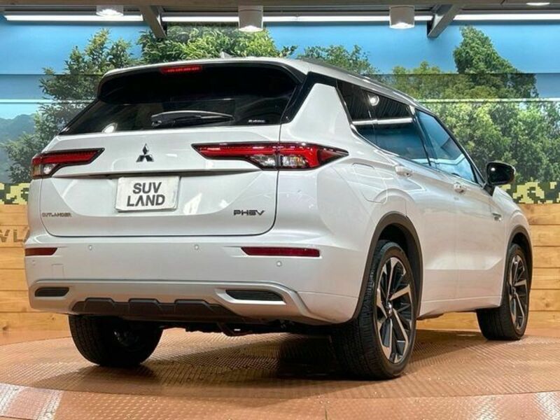 OUTLANDER PHEV