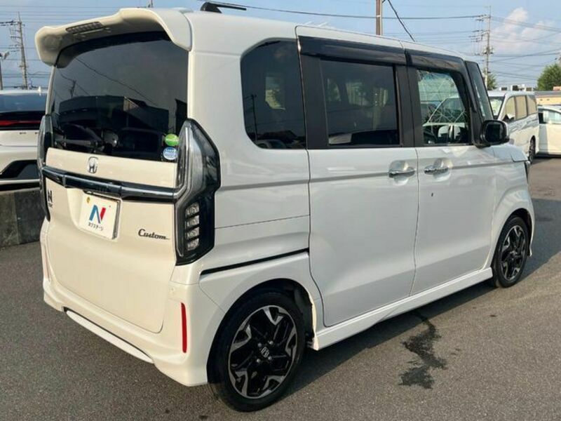 N BOX CUSTOM