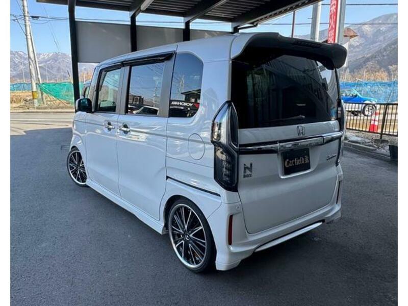 N BOX CUSTOM