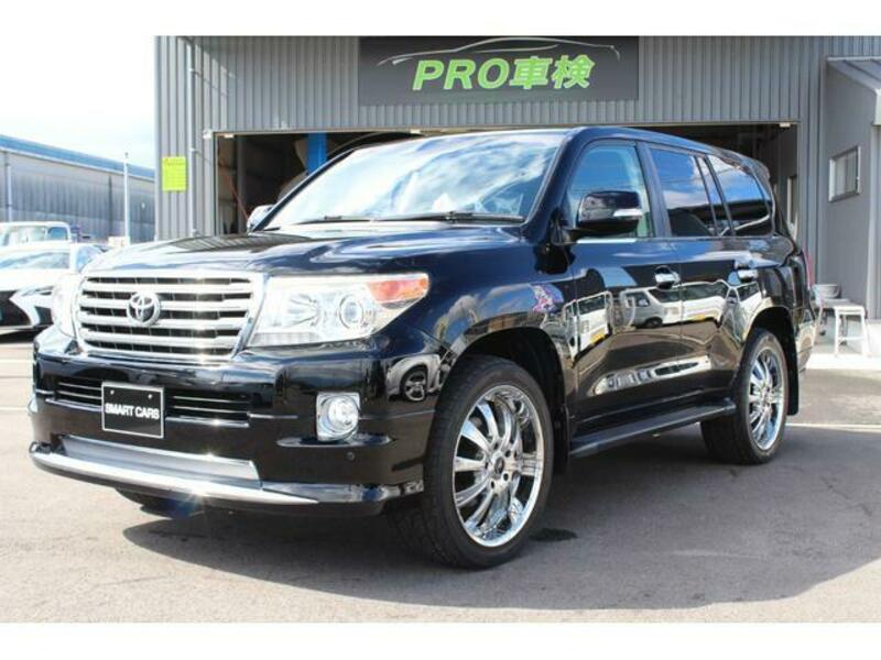 LAND CRUISER