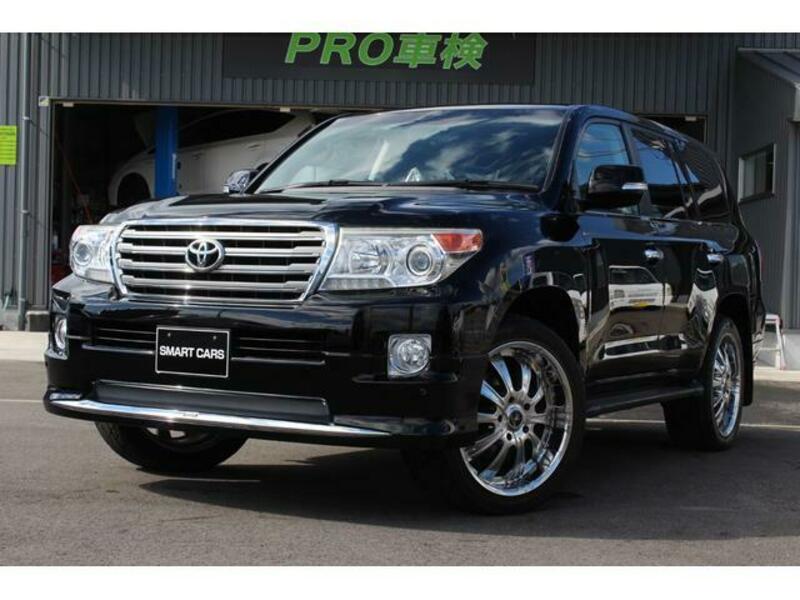 TOYOTA LAND CRUISER