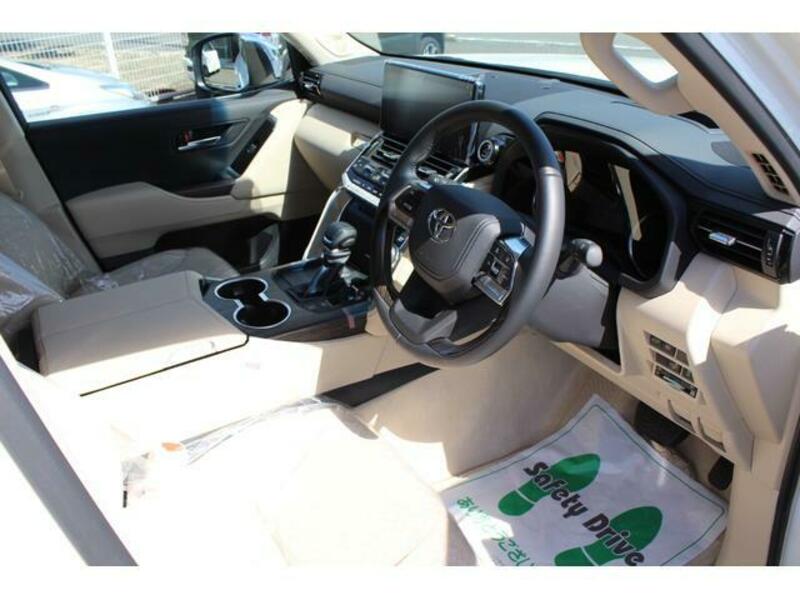LAND CRUISER