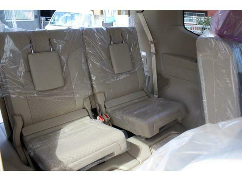 LAND CRUISER