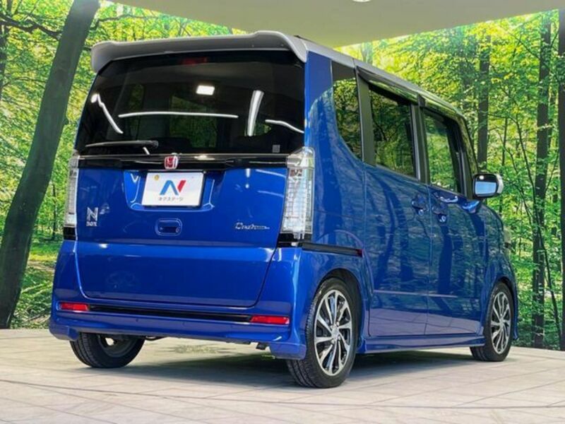 N BOX CUSTOM