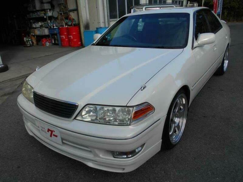 TOYOTA MARK II