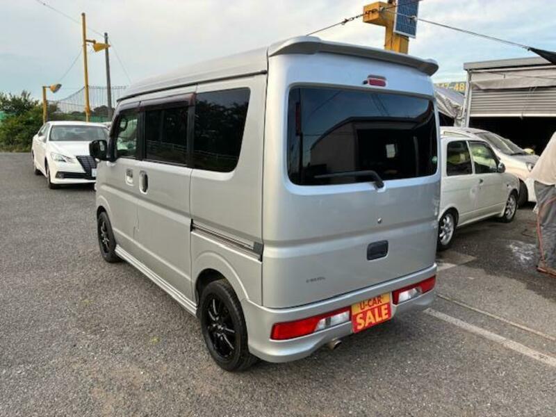 MINICAB VAN