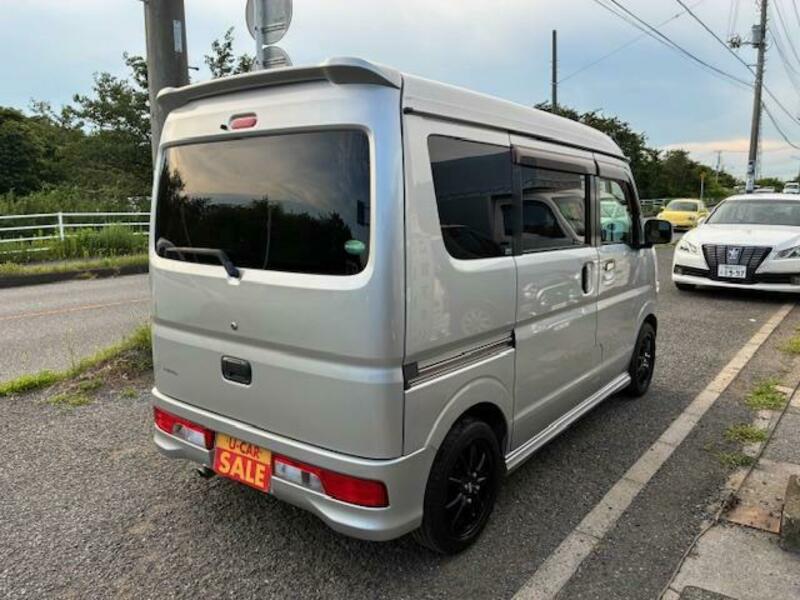 MINICAB VAN