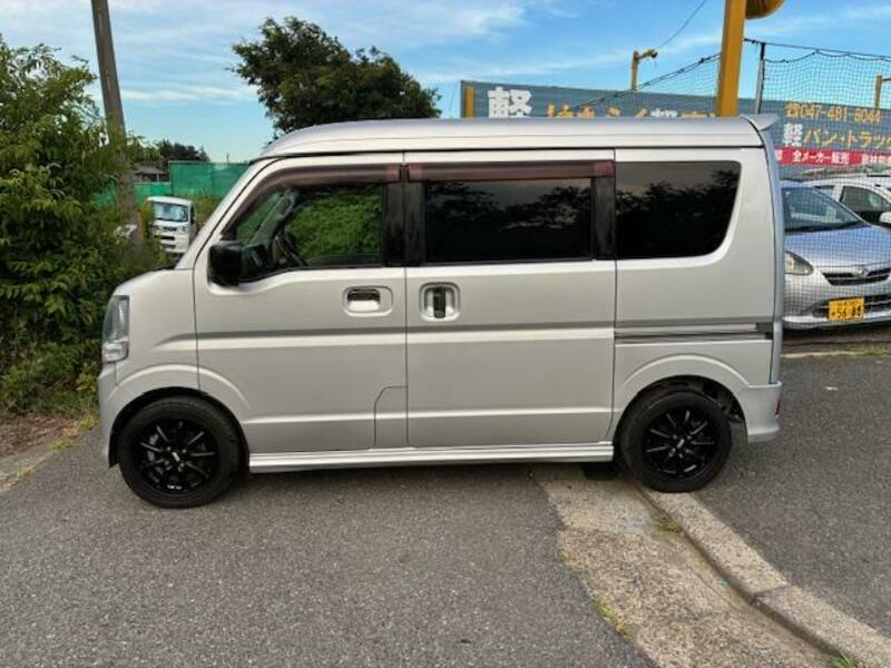 MINICAB VAN