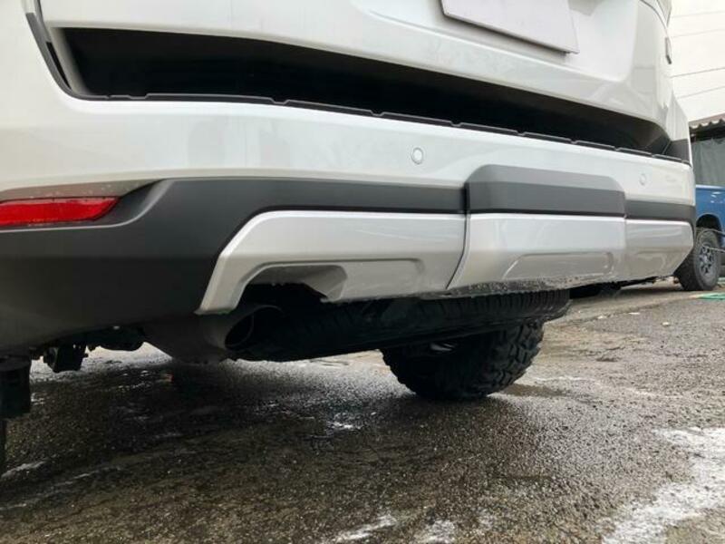LAND CRUISER