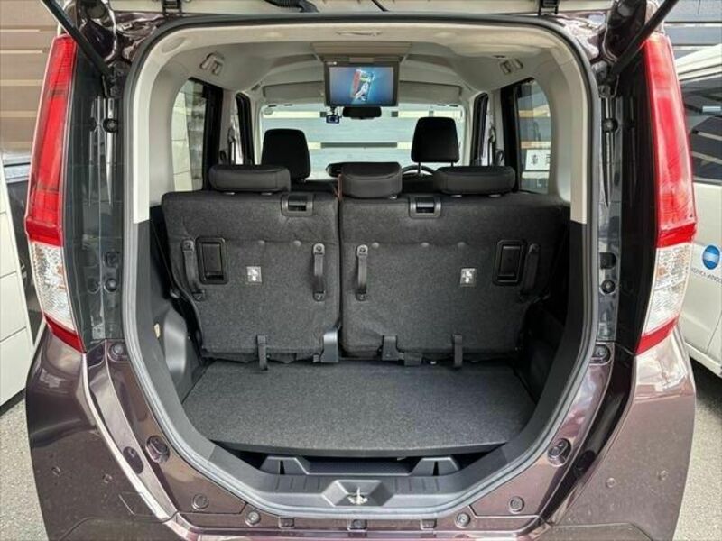 ROOMY