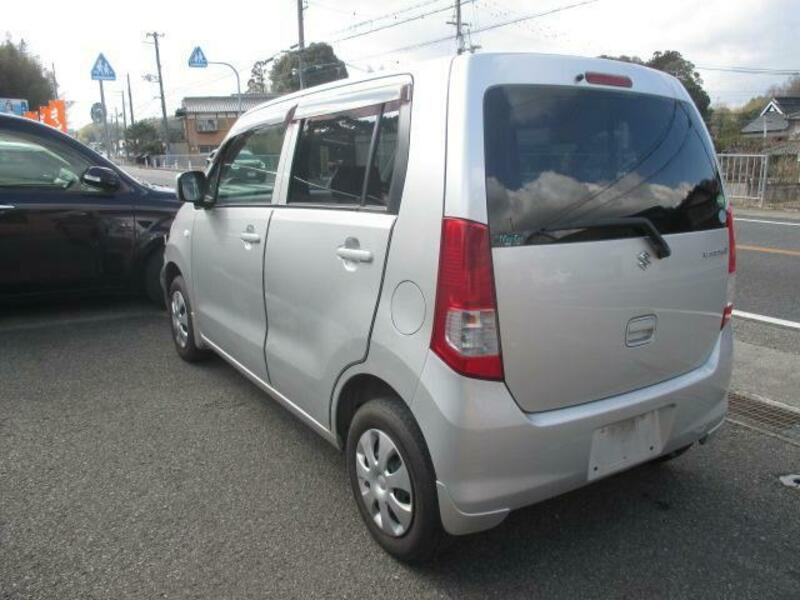 WAGON R