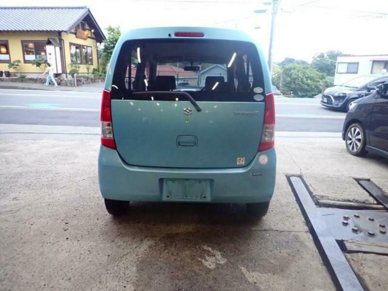 WAGON R