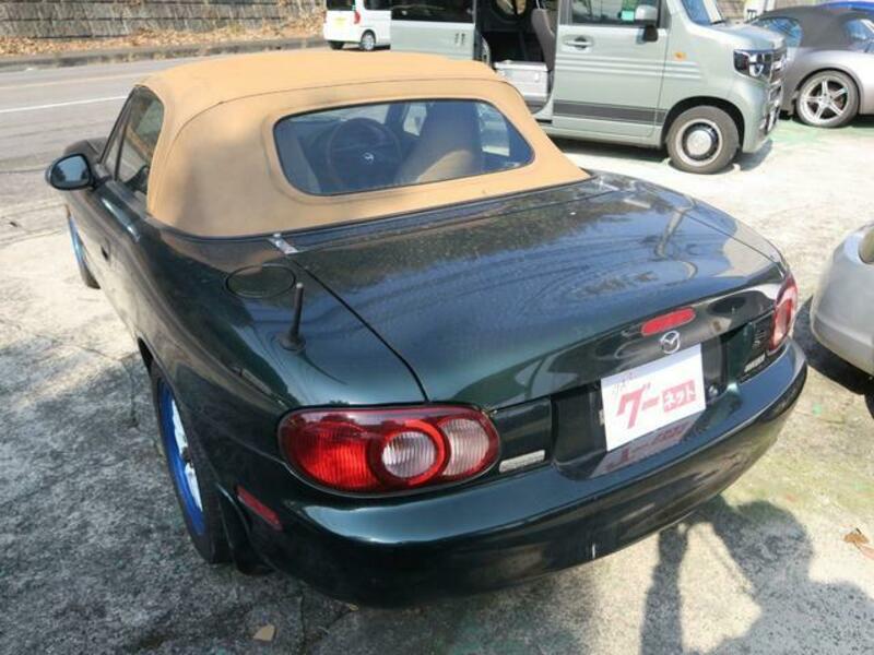 ROADSTER