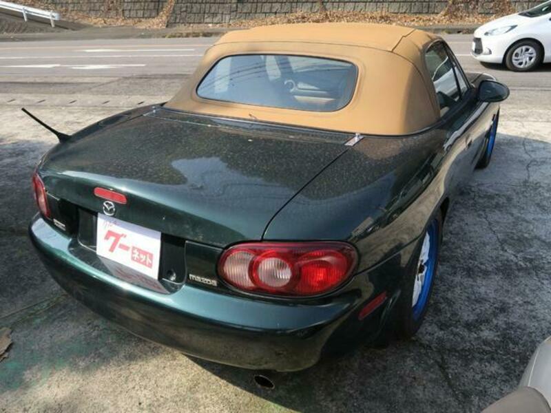 ROADSTER