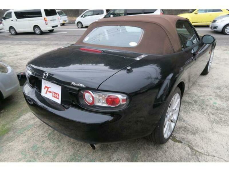 ROADSTER