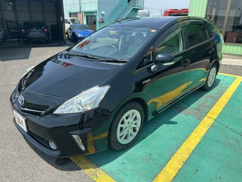 PRIUS ALPHA