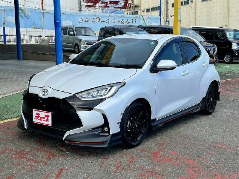 TOYOTA YARIS