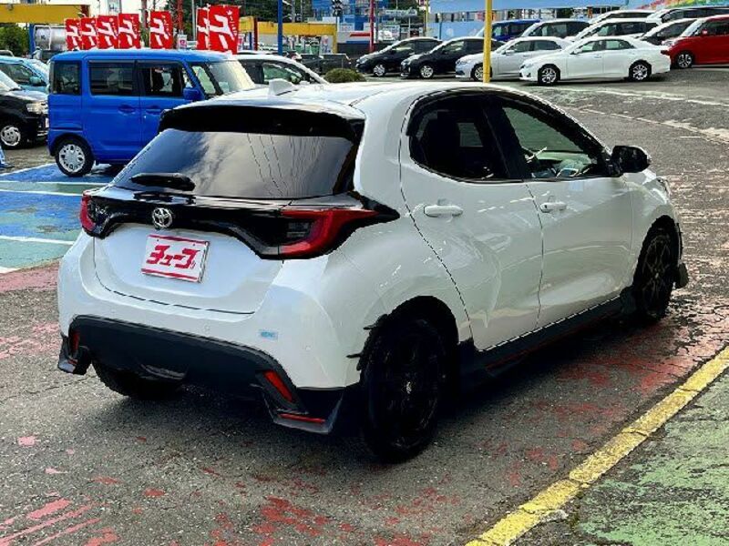 YARIS