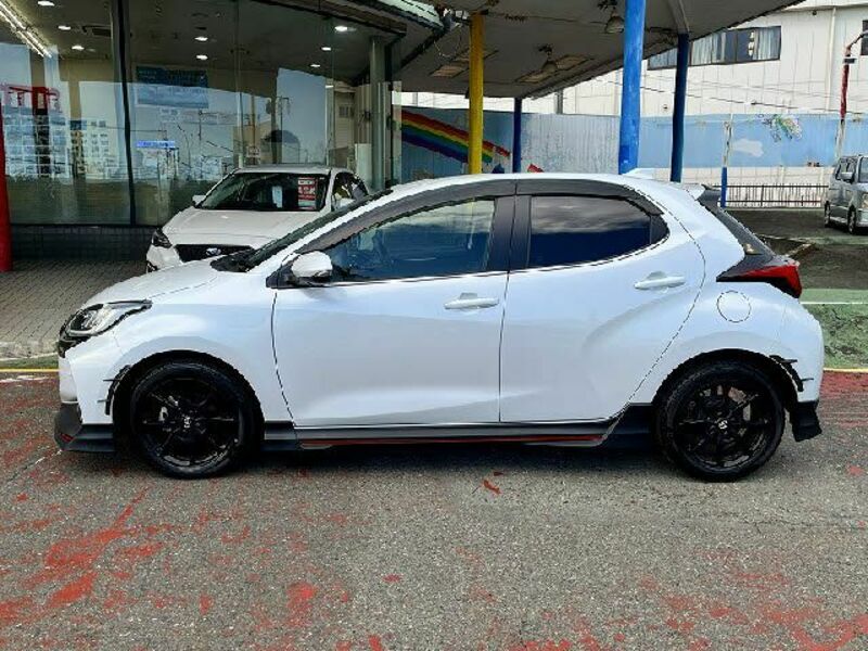 YARIS