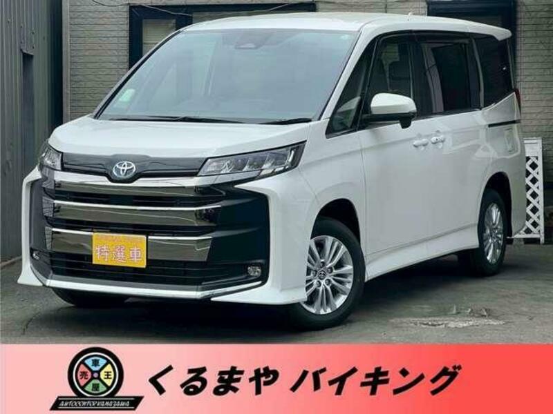 TOYOTA NOAH